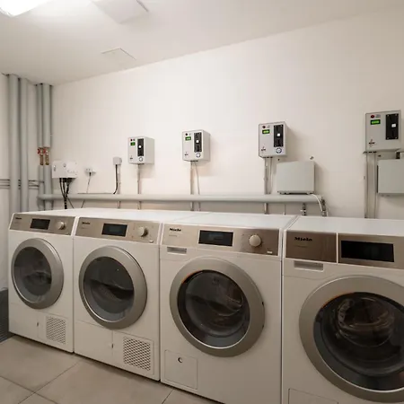 Apartment Enzian - Sauna, E-ladestation &amp 150m Zum *